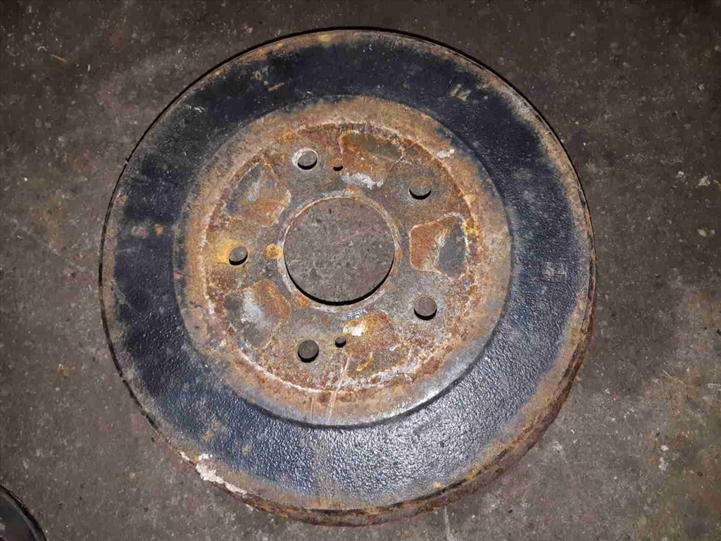 Suzuki Grand Vitara 05- Jobb Hátsó Fékdob 1. kép