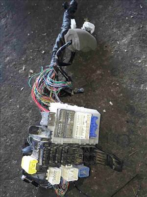 Suzuki Grand Vitara -05 Biztosítéktábla / Relé Tábla