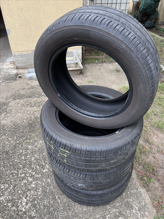  205/5516" használt Yokohama nyári gumi gumi 1. kép
