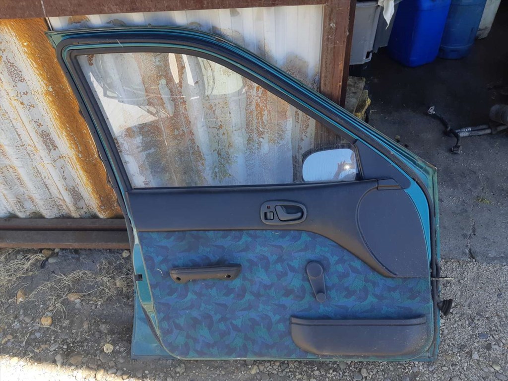 Suzuki Swift II 92-03 Bal Elsõ Ajtó 2. kép