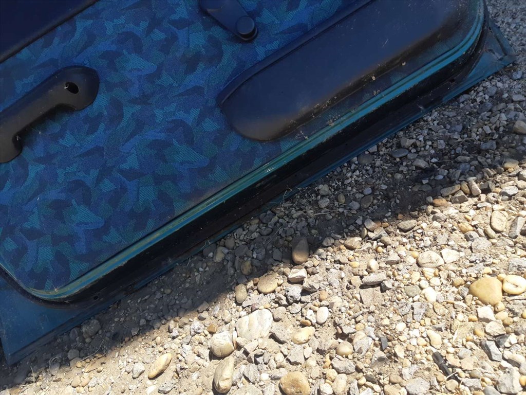 Suzuki Swift II 92-03 Bal Elsõ Ajtó 3. kép