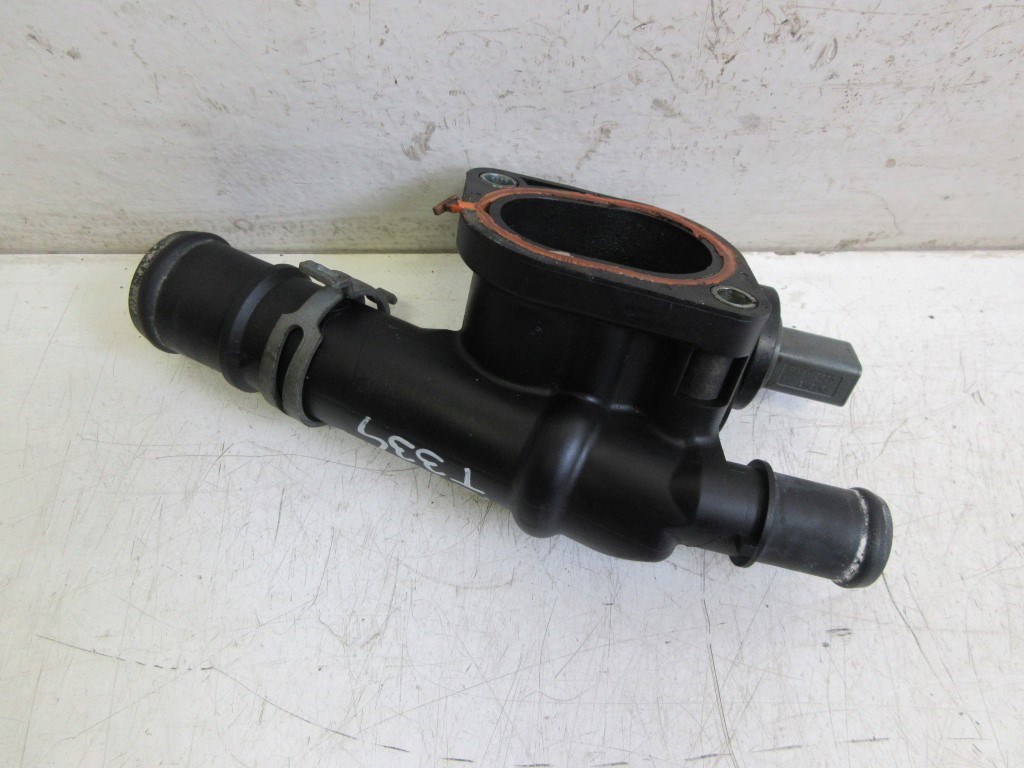 Audi A3 (8P) vízhûtõ csõ (vízcsõ) 03G121132B 2. kép