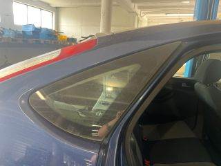 FORD FOCUS II (DA) Jobb C Oszlop Oldalablak Üveg