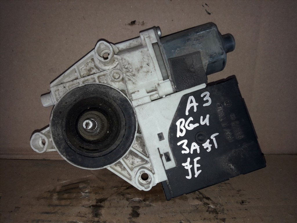Audi A3 8P Jobb Elsõ Ablakemelõ Motor 1. kép