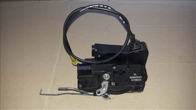 Renault Trafic Jobb Első Ajtó Zárszerkezet  Központizár Motor 8200 008 261