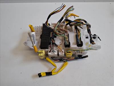 Suzuki SX4 S-Cross  biztosítéktábla utastér AA102667