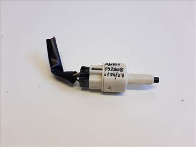 Toyota Auris (E150) féklámpa kapcsoló