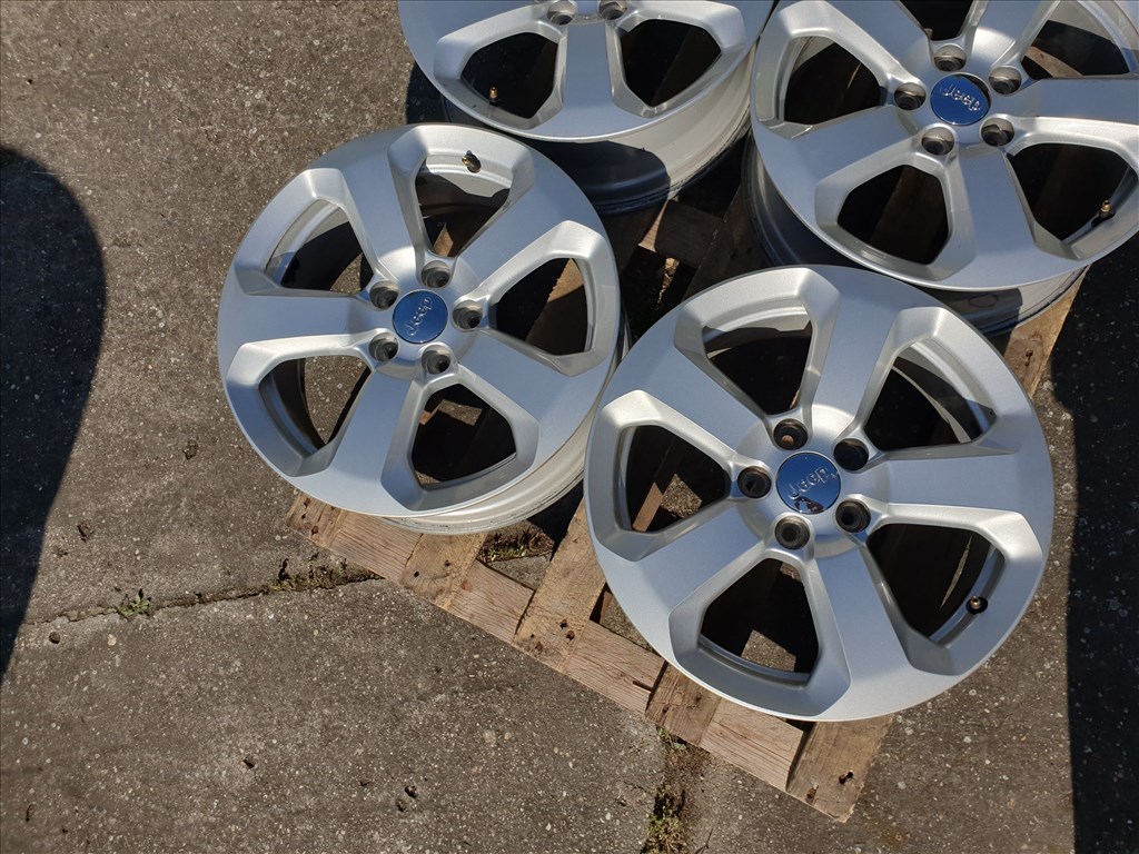 17" 5x110 JEEP + szenzor 2. kép