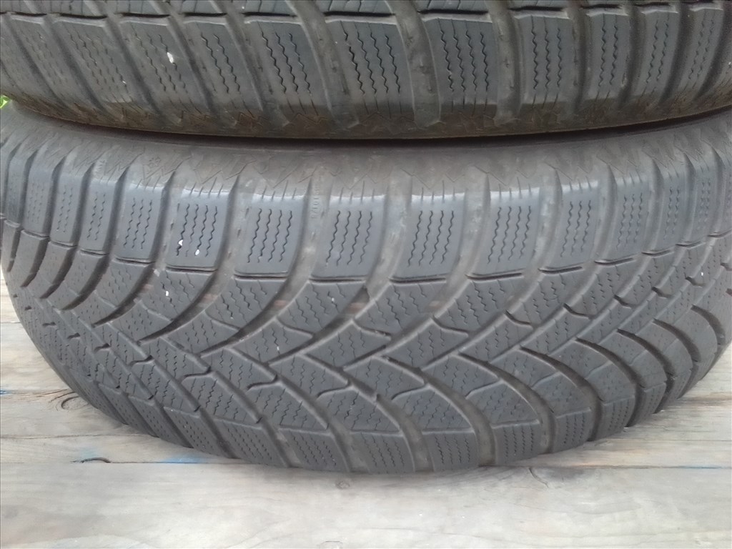 195/65R15 újszerű Semperit Speed-grip5 téli gumi  3. kép