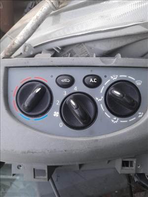 Renault trafic 1.9dci fűtés állító kapcsoló