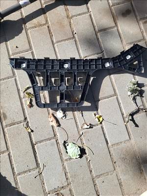 Kia Cee'd (CD) 2024 lökhárító  tartó müanyag hàtsó