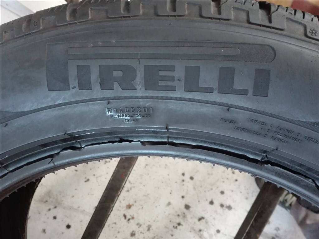 235/55R19 Pirelli téli gumi garnitúra 235/55 r19 9. kép