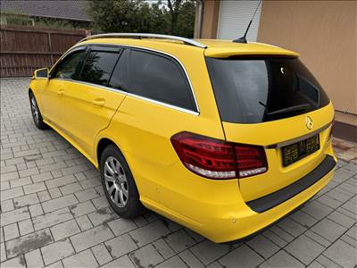 Mercedes E 200 (W212) bontott alkatrészei