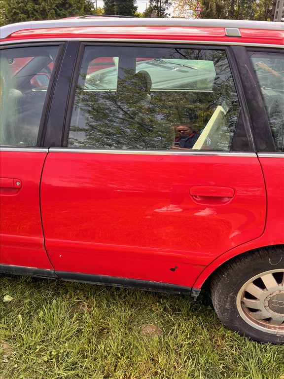 Audi A4 b5 1.9TDi bal hátsó ajtó 1. kép