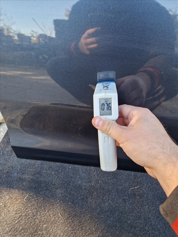 DACIA DUSTER II jobb első ajtó  9. kép