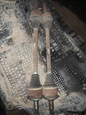 Chrysler 300c 3.0crd féltengely 