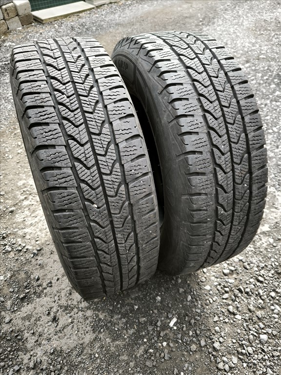  215/6516"c 28e/2db  használt Goodyear téli gumi gumi 2. kép