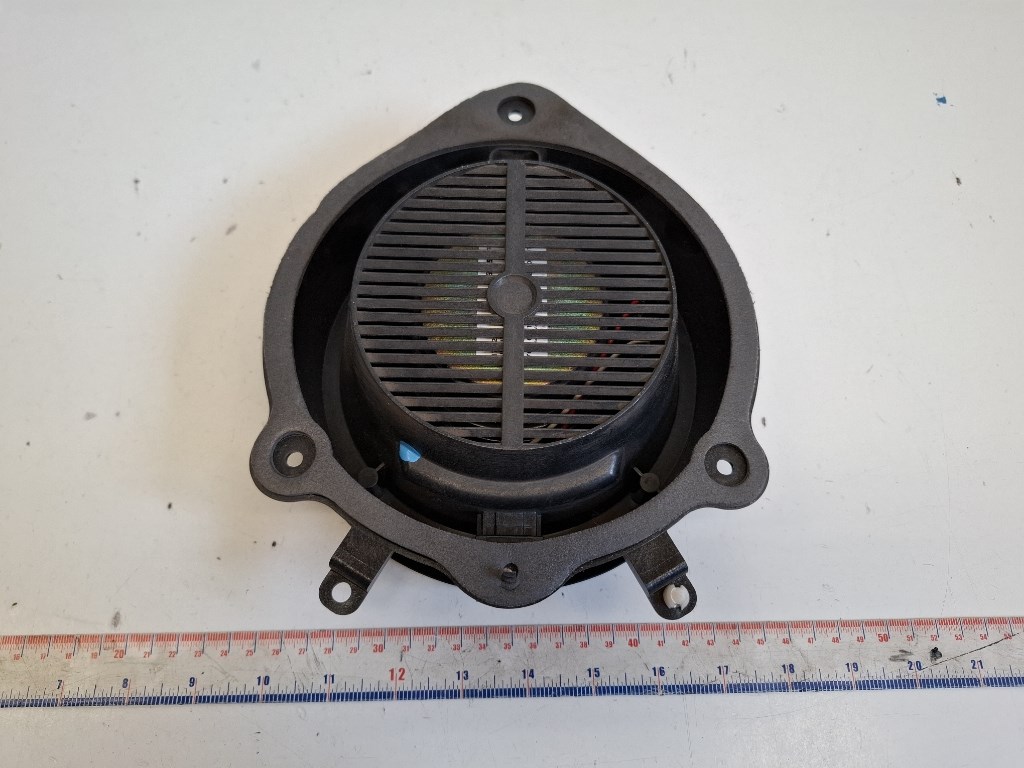 Audi A4 (8E B7) jobb elsõ hangszóró 8E0035411A 2. kép