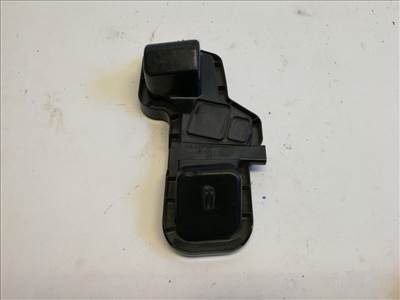 Audi A6 (C5 4B) jobb első fényszóróhátlap 14846800