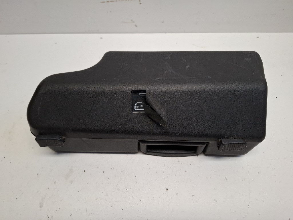 Audi Allroad (C5) szerszámkészlet 1. kép