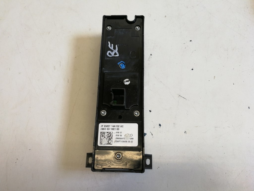 Ford Focus bal elsõ ablakemelõ kapcsoló 8M5T14A132AC 2. kép