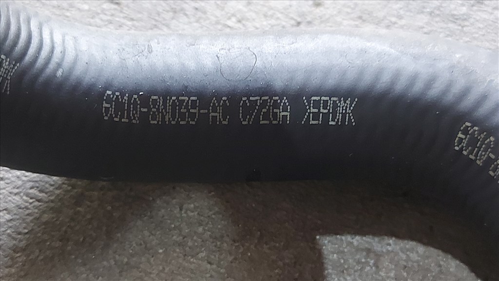 Ford Transit Custom MK7 MK8 12 Olajhűtő olaj hűtő vízcső gumi cső 0546 6c1q8n039ad 7. kép