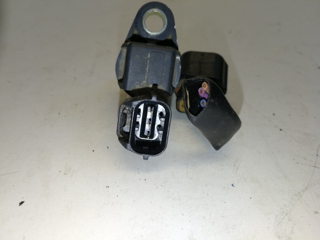 Mitsubishi Asx  vezérmûtengely jeladó (felsõ holtpont jeladó) J5T30771 2. kép