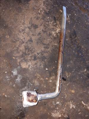 Kia Sorento Csőkulcs Kerékhez