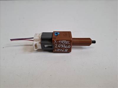 Nissan X-trail (T31) féklámpa kapcsoló