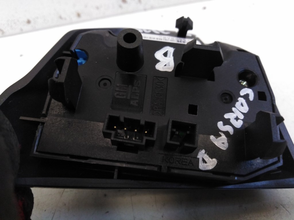 Opel Corsa D bal multikormány kapcsoló 13338056 3. kép