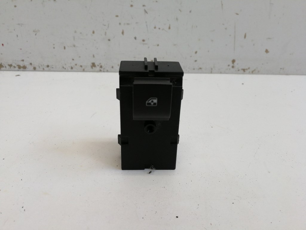 Opel Zafira Tourer bal hátsó ablakemelõ kapcsoló 13301888 1. kép