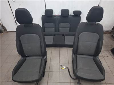 Skoda Fabia 5 ajtós ülés