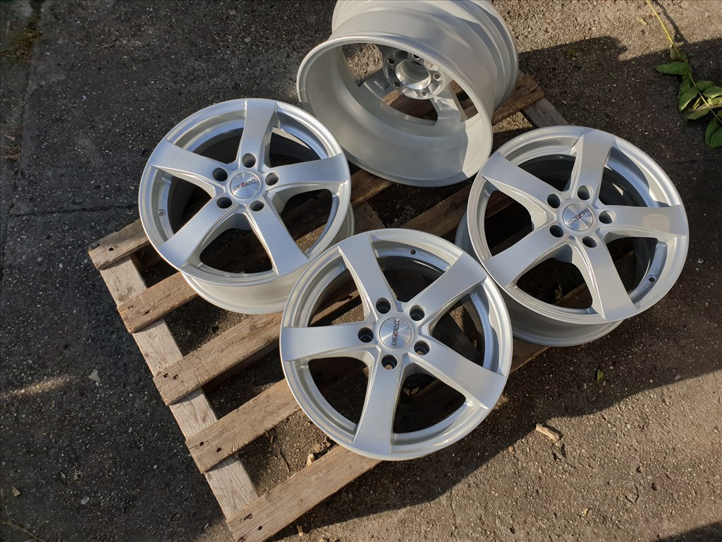 16" 5x114,3 Dezent 5. kép
