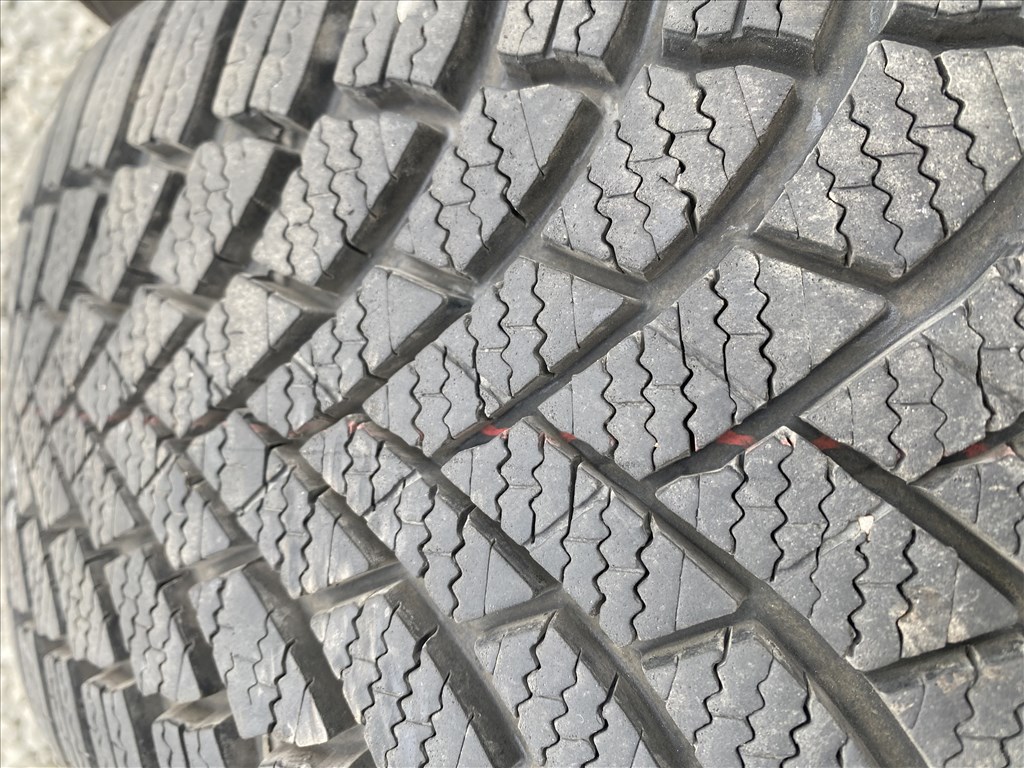  17" újszerű (gyári felni) alufelni, rajta 225/45 újszerű Bridgestone téli gumi gumi  14. kép