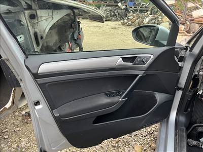 Volkswagen Golf VII Bal első ajtókárpit 
