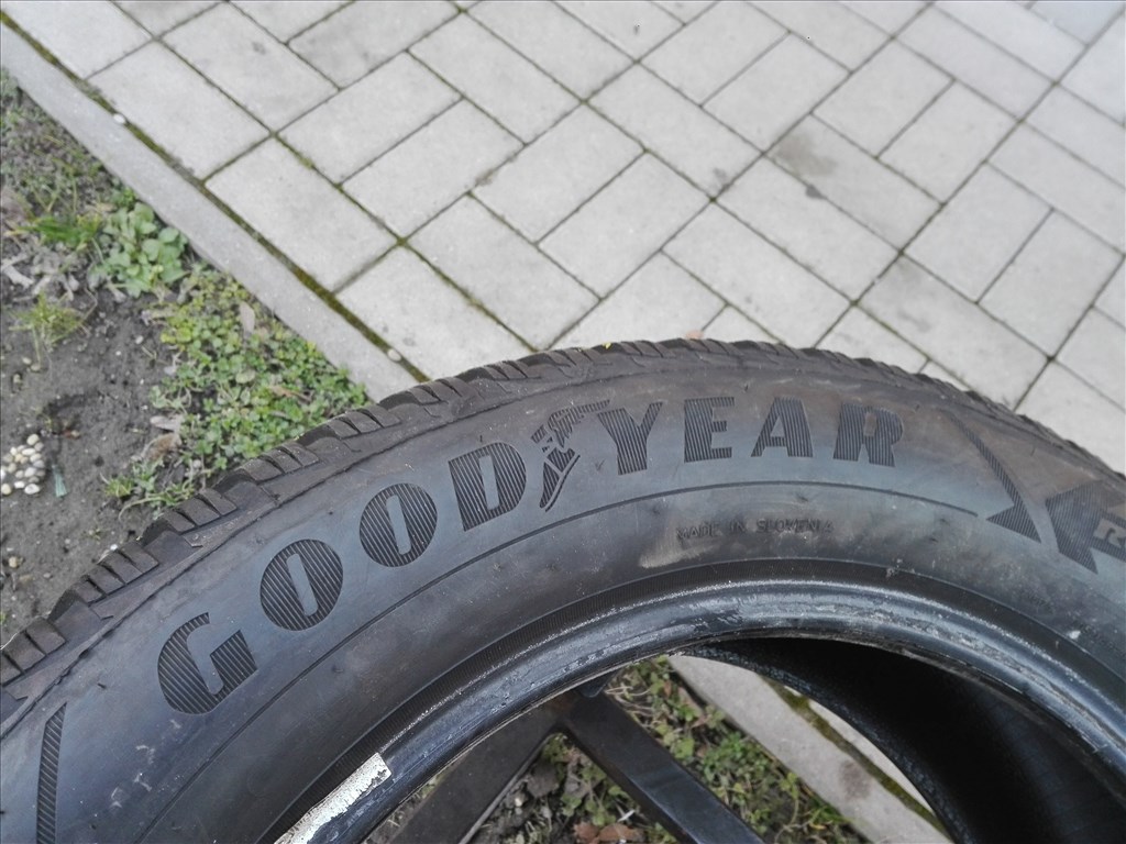 205/60R16 Goodyear  téli gumi garnitúra 205/60 r16 7. kép