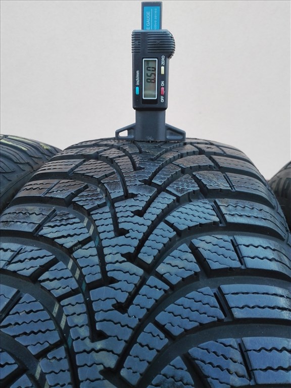 205/60R16 Goodyear  téli gumi garnitúra 205/60 r16 5. kép