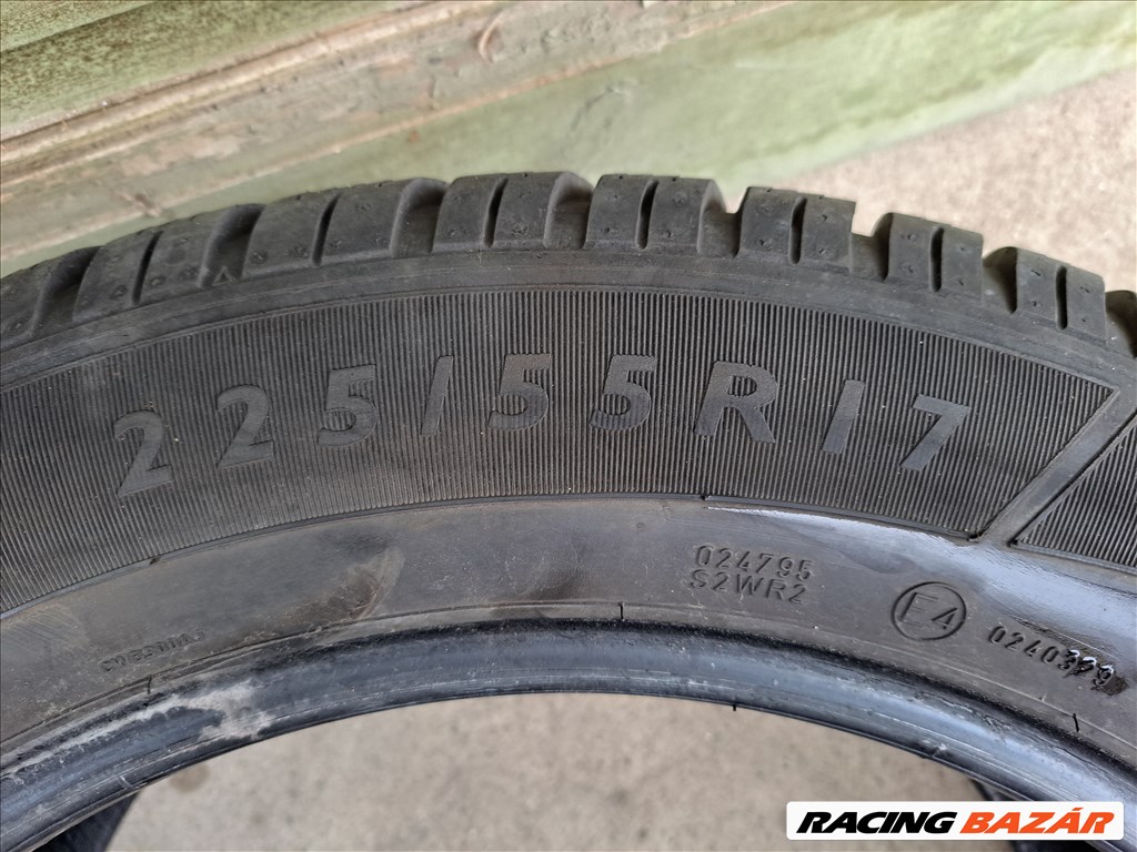 4db 225/55 R17 Dunlop SP Winter Sport 3D DSST RSC Defekttűrő peremvédős használt téli gumi eladó!! 10. kép
