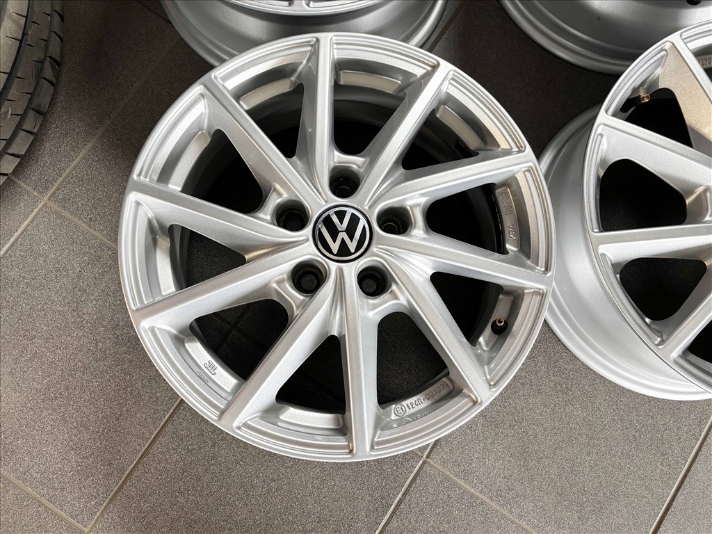 VW 16" 5x112 alufelni eladó 16 coll Golf Caddy Passat T-rock 1. kép