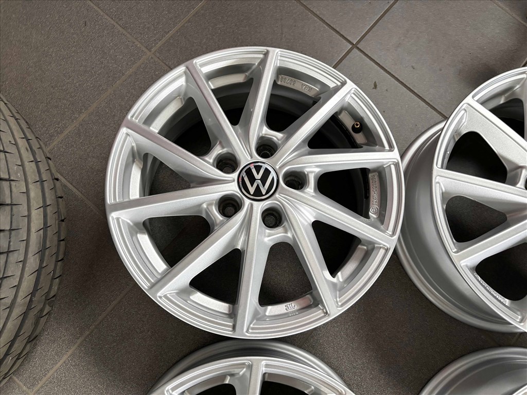 VW 16" 5x112 alufelni eladó 16 coll Golf Caddy Passat T-rock 3. kép