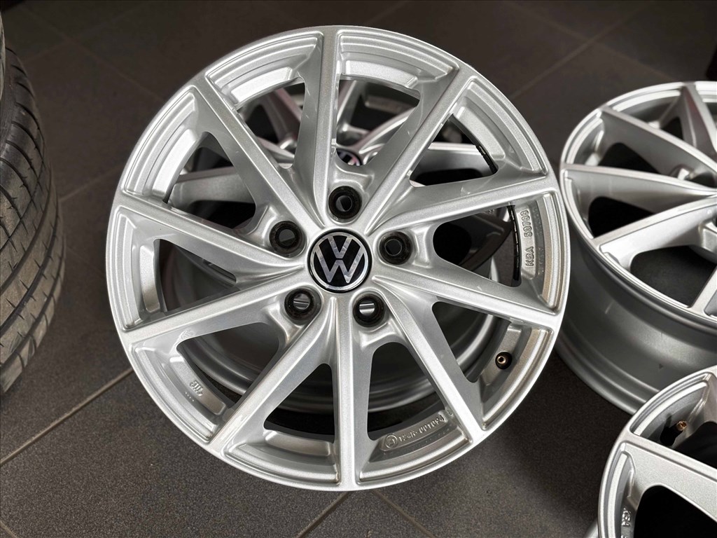 VW 16" 5x112 alufelni eladó 16 coll Golf Caddy Passat T-rock 5. kép