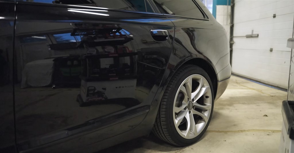 Audi gyári (Ronal) alufelni, 8x18, 5x112, 66.6, et31 7. kép