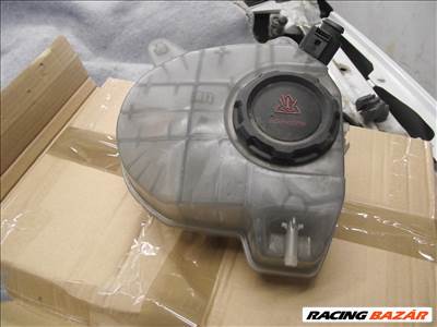 Skoda Octavia 4 kiegyenlítő tartály  5wa121407g