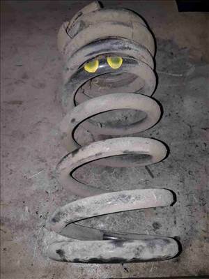 Kia Carnival II Hátsó Rugó