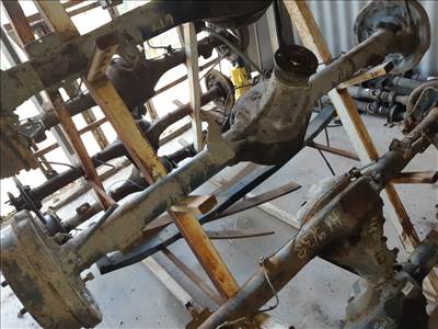 Nissan Vanette Cargo Hátsó Híd Dobfékes 11/48