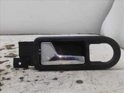 VW PASSAT V (3B5) 1.9 TDI Bal első Belső Kilincs #42177# 3B1837113