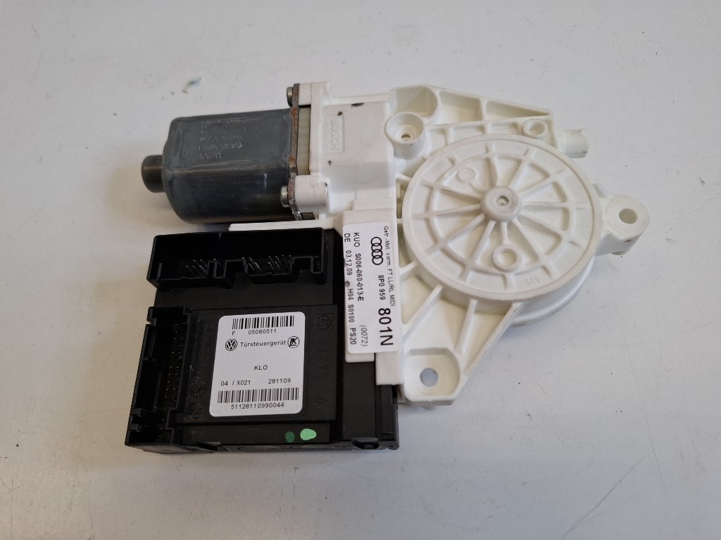 Audi A3 5 ajtós (8P) jobb elsõ ablakemelõ motor 8P0959801N 1. kép