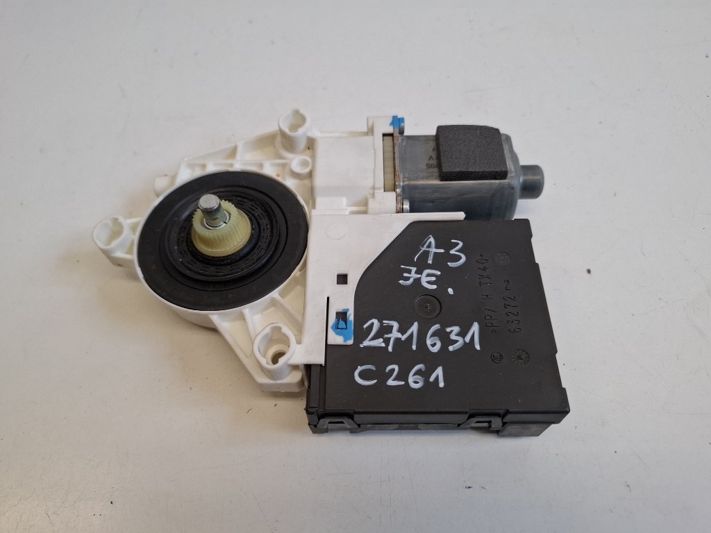 Audi A3 5 ajtós (8P) jobb elsõ ablakemelõ motor 8P0959801N 4. kép