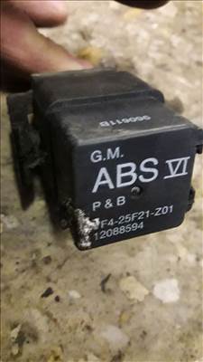 Suzuki Vitara ABS Relé 12088594