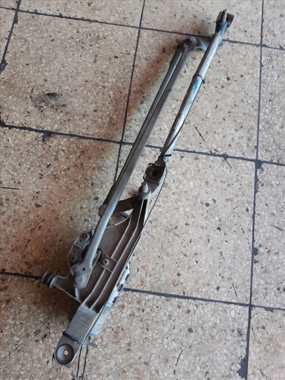 Ford Focus II Elsõ Ablaktörlõ Motor ቛõ Ablaktörlõ Mechanika 4M51 17508 AA 2. kép